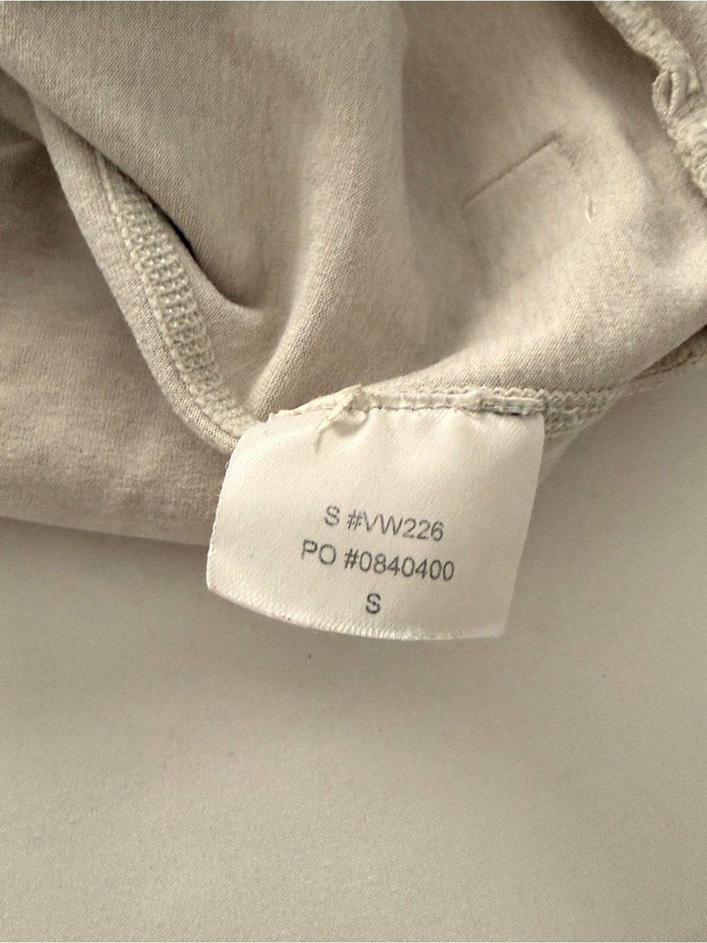 Vuori Lightweight Hooded Pullover in Light Beige - Picture 5 of 6